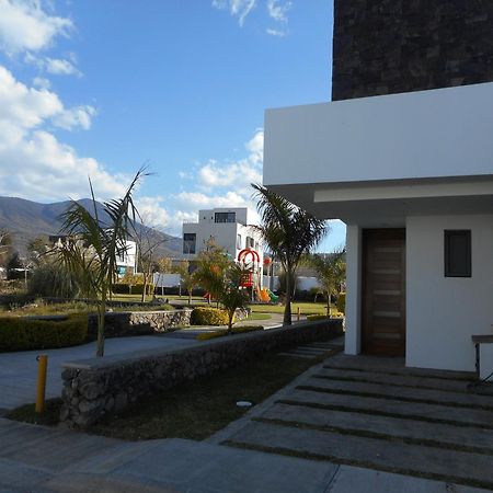 Hermosa Casa En Orilla Del Lago -Zona De Villedos- San Cristobal Zapotitlan Exterior photo